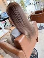 ルイス(Luis) シルキーベージュ