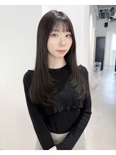 艶カラー×レイヤーカットで垢抜け韓国ヘア