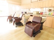 エージーツーワン 美容室 age21の雰囲気(シャンプー台)