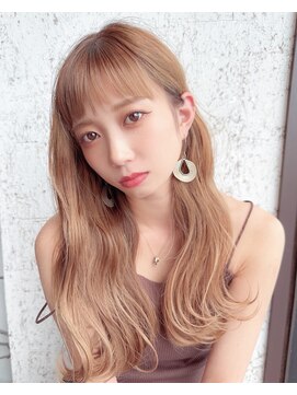 鏡と星 高田馬場 オン眉ロングヘアー　クリームベージュ