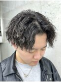 縦落ちツイストスパイラル/波巻きパーマ/メンズセンターパート