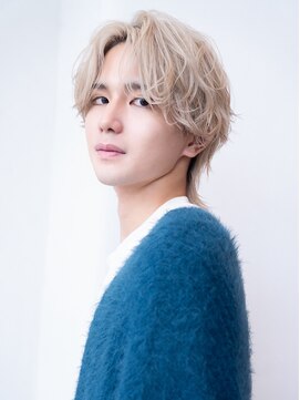 ケアリー プレナ海浜幕張(Carelly) ツイストパーマ七三オールバックマッシュウルフスリークショート