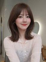 アンアミ オモテサンドウ ザ ツー(Un ami omotesando THE2)&nbsp;ミディアム・レイヤーカット・くびれヘア・ミディアムレイヤー