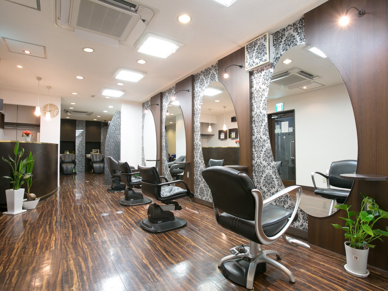 アイビイ(ivy)｜ホットペッパービューティー