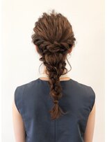 イーストハムアネーロ(EAST HAM anello)&nbsp;編みおろしガーリーアレンジ