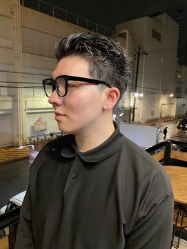 ザスーツブラザーズ(THE SUITS BROTHERS) MEN’S HAIRウルフカルマパーマベリーショートイージーパーマ