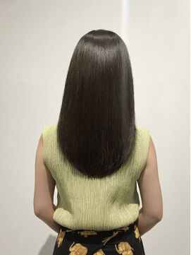 ミモザ ビカミドウ 自由が丘(Mimosa Bigamido) ▼20代 フェイスブラシカットで毎日まとる髪型へ