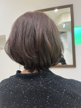 クローバーズ(CLOVERS) ショートからのボブ　冬スタイル