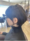 ショートボブ