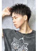 短髪　黒髪　アップバング　ツーブロック　刈り上げ
