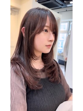 カラ フクオカ(Cara FUKUOKA) 【ミディアムレイヤー&ショコラブラウン】福岡レイヤーカット