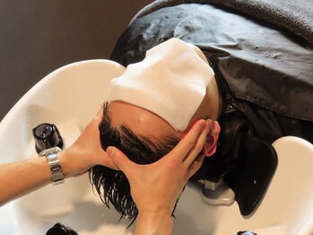 ザ ブライト バーバー(The BRIGHT BARBER)の写真/【荒町/五橋駅徒歩5分】”ジオ”シリーズ新作スパが魅力★完全個室のスパブースで極上な癒しと健康な頭皮へ