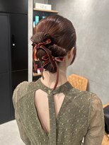 シャルムバイケンジ(Charm.by KENJE)&nbsp;【タイトアレンジ】リボンアップスタイル