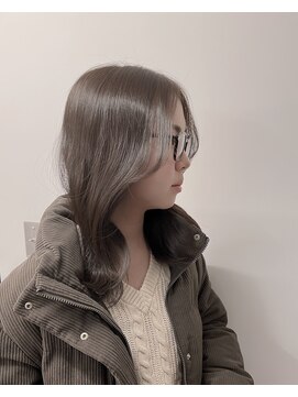 メゾンドイギー(MAISON de IGGY) ミルクティーアッシュ＊アッシュベージュ＊重めくびれスタイル