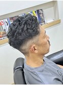 【男の短髪カール】ジェルで決まる大人のラフパーマ