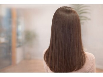 プラタナス 府中店(PLATANUS)の写真/大人女性の髪悩みに◎ダメージ補修も予防も！未来の毛先を守る髪質改善特化サロン♪ 〈府中駅徒歩5分〉