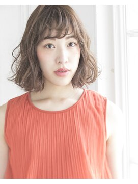 シャンプー 本店(SHAMPOO) フラッフィーな質感のエアリーボブ