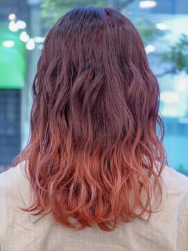 クアトロ グランシュ 川崎店(QUATRO × GranCieux) レッドカールロングヘア★QUATRO★