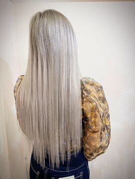 カペリマレーナ(Capelli Malena) 大人気☆ホワイトヘアー　シルバーエクステ