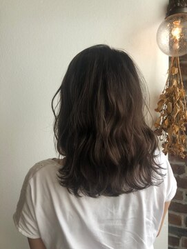 エイミー(Aimee) Aimee 町田ショコラブラウン×波ウェーブ