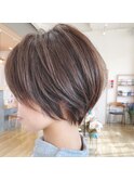#艶感抜群#潤艶ブラウン#小顔ショート#髪質改善#長浜#ブリーチ