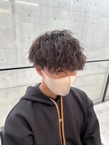 イーラ(era)&nbsp;前下がりマッシュ×ツーブロック×ツイストスパイラルパーマ