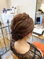 フラ(FULA)&nbsp;お呼ばれヘア◎ゆるふわシニヨン