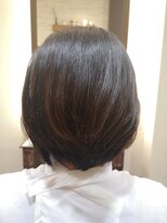 ペンシエロ(Pensiero)&nbsp;髪も頭皮も潤うハーブマジックアドーブカラー