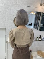 コス(KOS)&nbsp;【ＫＯＳ　立川】ホワイトカラー×ボブ