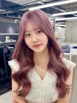 シイム(CYM) 艶髪カット/ハイトーンカラー/ダークピンク