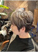 クールビューティーな陰影ショート