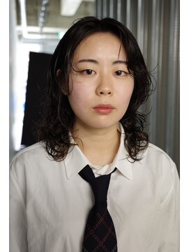 スノッブエンバンプ(snob enVAmp) ミディアムレイヤーパーマ