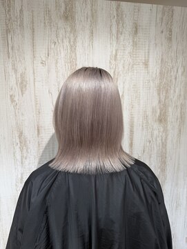 ゼルレーヴ(ZELE reve) ホワイトベージュ