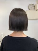 ぱつっとボブ