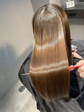 ルナス 福岡天神(LUNAS) 【他店お断り、ブリーチ毛も◎】ブリーチ矯正