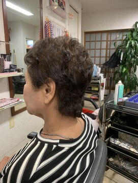 サロン ド シルク マレットヘアー/ウルフボブ/ハッシュカット/レイヤーショート