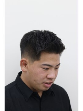 フェザーアップローフェード