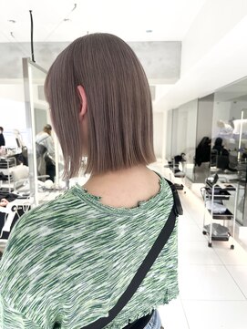 レイズ 国分寺店(RAYS) 切りっぱなしボブ・ベージュ　[国分寺]