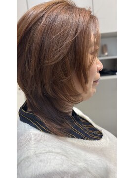 クラメール 黒崎コムシティ店(Kraemer) ぺたんこ解消くびれレイヤー｜40代からの艶ミディ