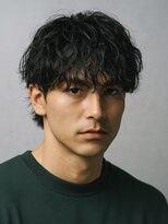 Hale hair salonメンズサロン/メンズカット/メンズパーマ/髪質改善/たまプラーザ Hale波巻きツイストスパイラルパーマ刈り上げセンターパート