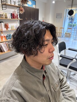 ラッシュ ポエ(rush po'e) ゆるっと縦落ちパーマ