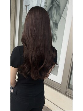 デュールイースト(Duul East) エクステで自然なロングヘアに