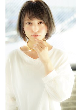 プラグ バイ ネオリーブ(plug by neolive) 大人可愛いひし形ショートボブ