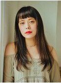 ナチュラル前上がりストレートロング