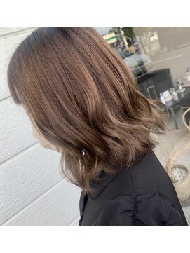 カフネ(KAHUNE) ブラウンベージュ