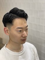 メリケンバーバーショップ フクオカ(MERICAN BARBERSHOP FUK)&nbsp;かき上げヘアショートレイアーくせ毛風パーマコンマヘア87