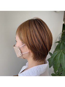 サラジュ 西宮北口店(SARAJU) ■ハイトーンショート/韓国【妹尾駿】