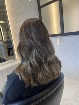 アンドシャルム 心斎橋(&CHALME) グラデーションカラー