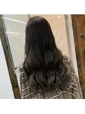 くすみグレージュ