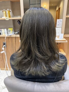 ゴートファクトリー(G.O.A.T factory) オリーブベージュ×ハイライト